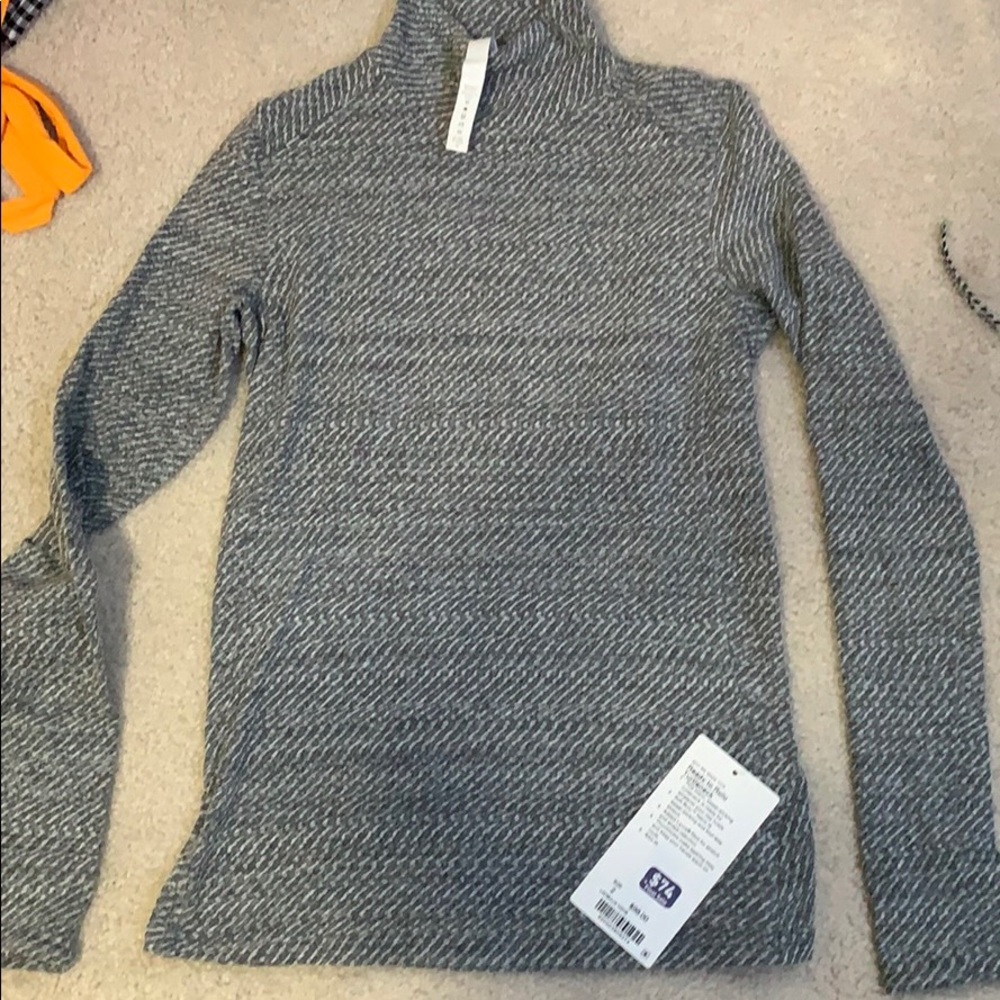 Lululemon turtle neck
